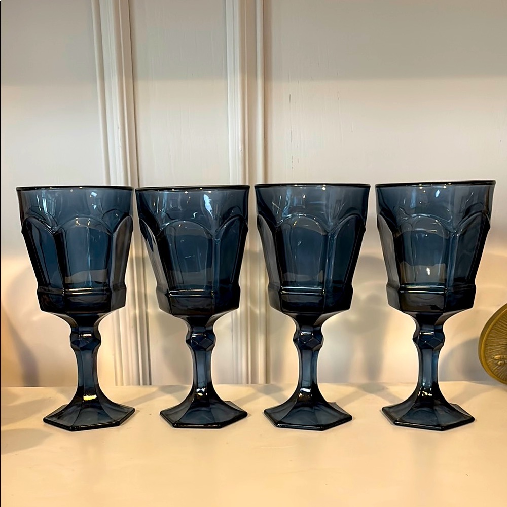 Set of 4 - Vintage Fostoria Blue Wine Glasses